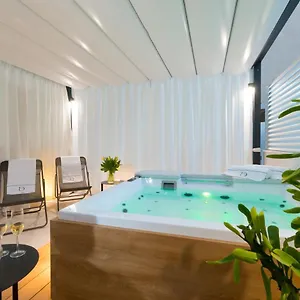 https://dc-domus-charme.palermohotels.org