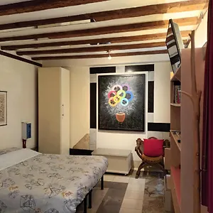 https://tiepolos-apartment.hotelslidodijesolo.com